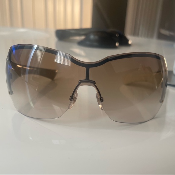 Gucci Vintage Sunglasses - Picture 3 of 5